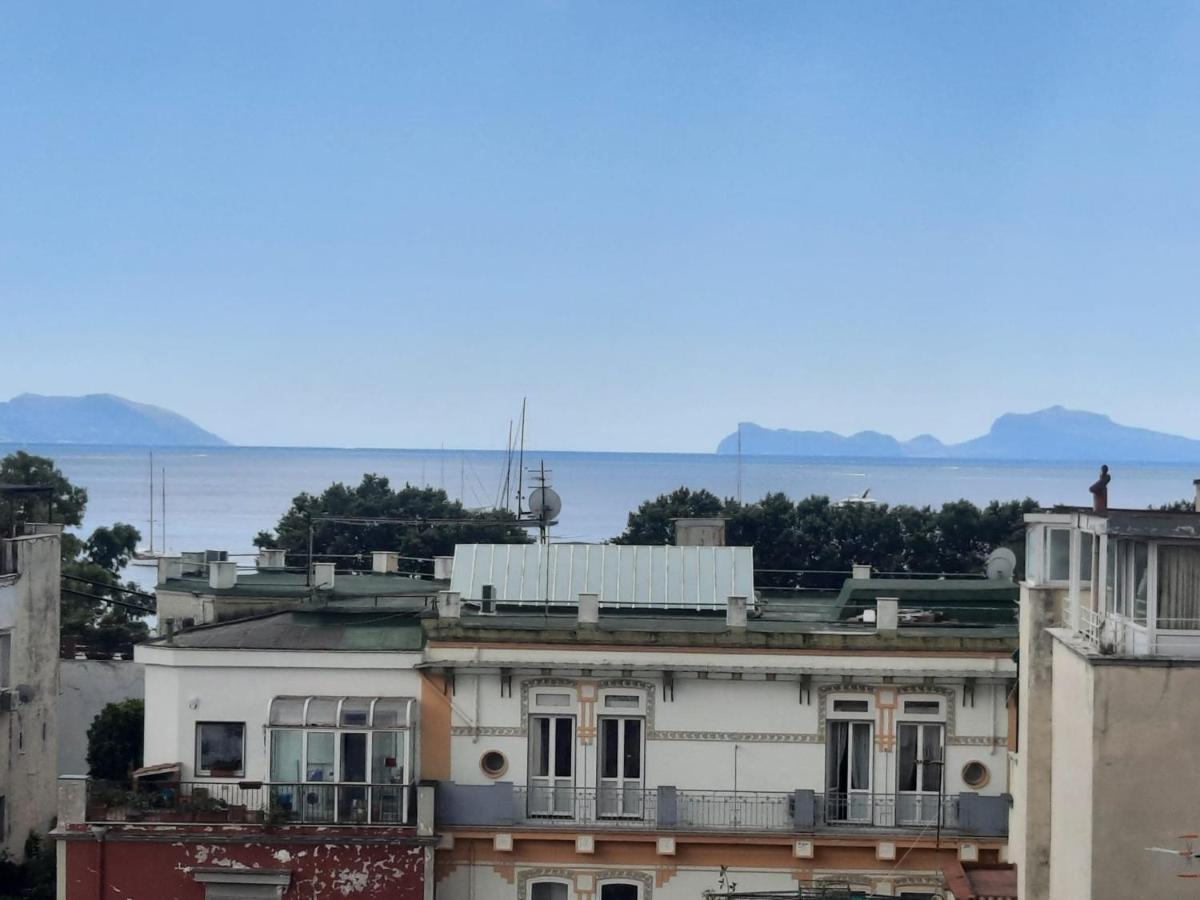 Апартаменты La Casa Di Nettuno Неаполь Экстерьер фото