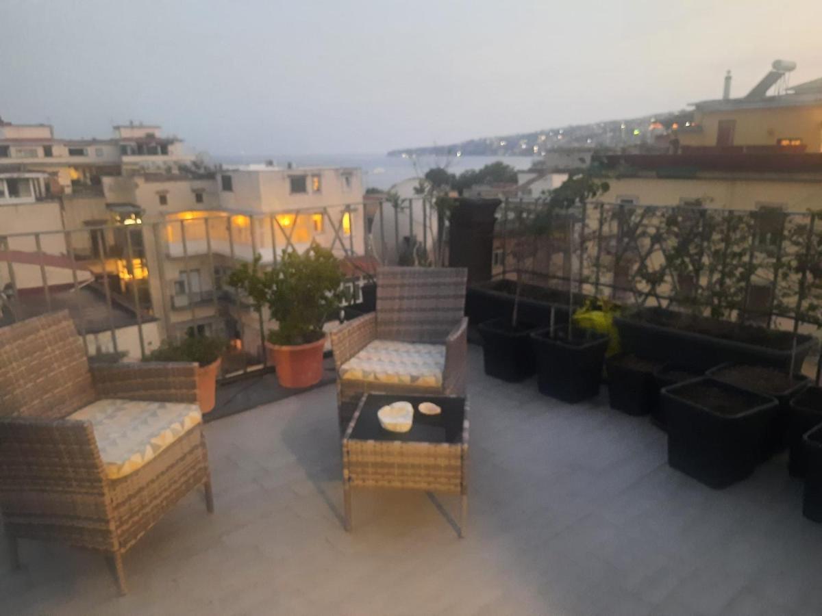 Апартаменты La Casa Di Nettuno Неаполь Экстерьер фото