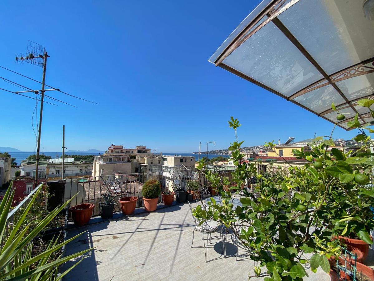Апартаменты La Casa Di Nettuno Неаполь Экстерьер фото