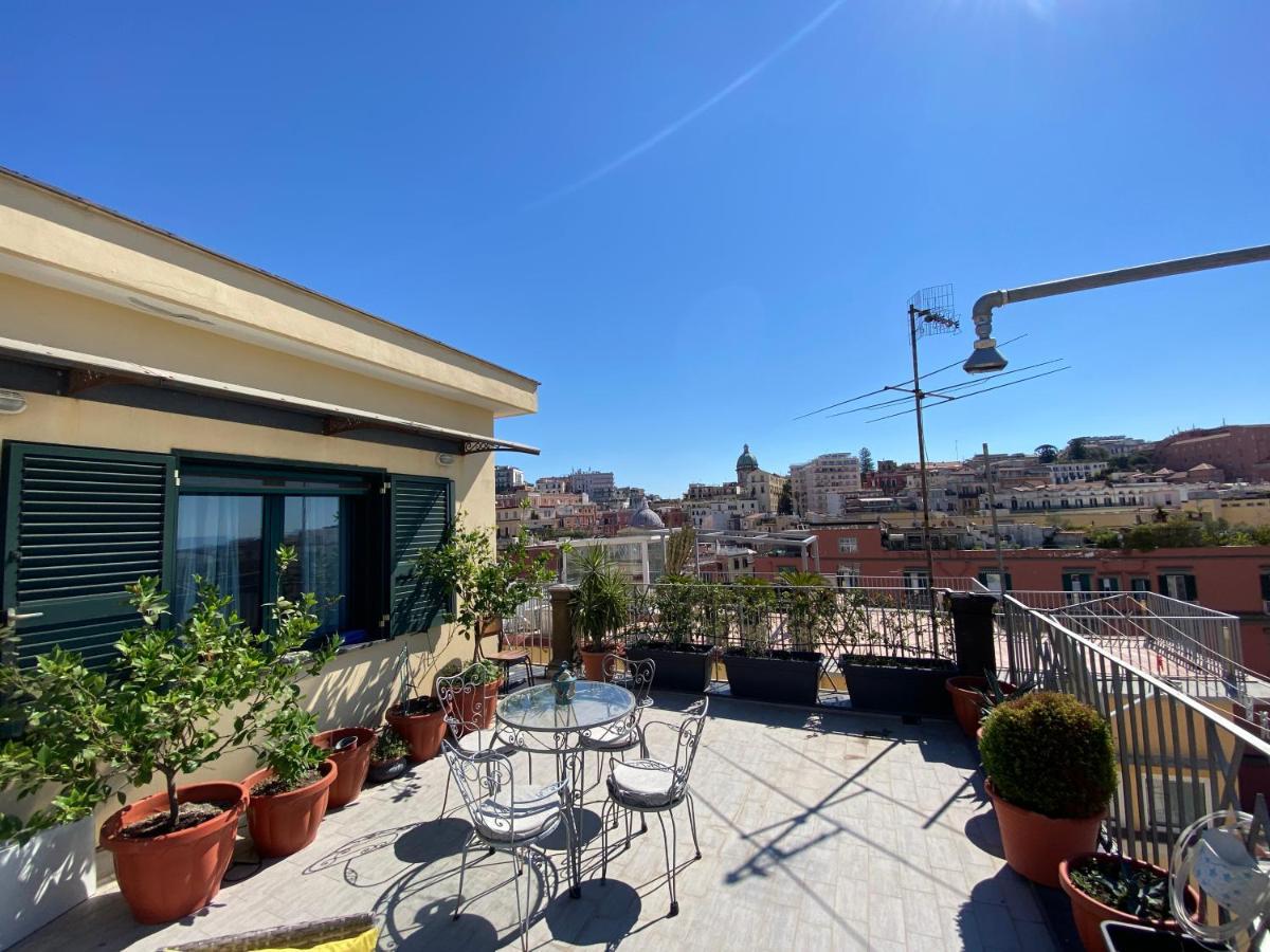 Апартаменты La Casa Di Nettuno Неаполь Экстерьер фото